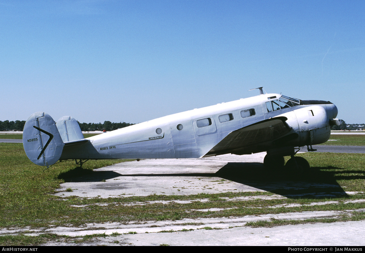 Aircraft Photo of N5855 | Beech UC-45J Expeditor | Mosquito Control | AirHistory.net #619510