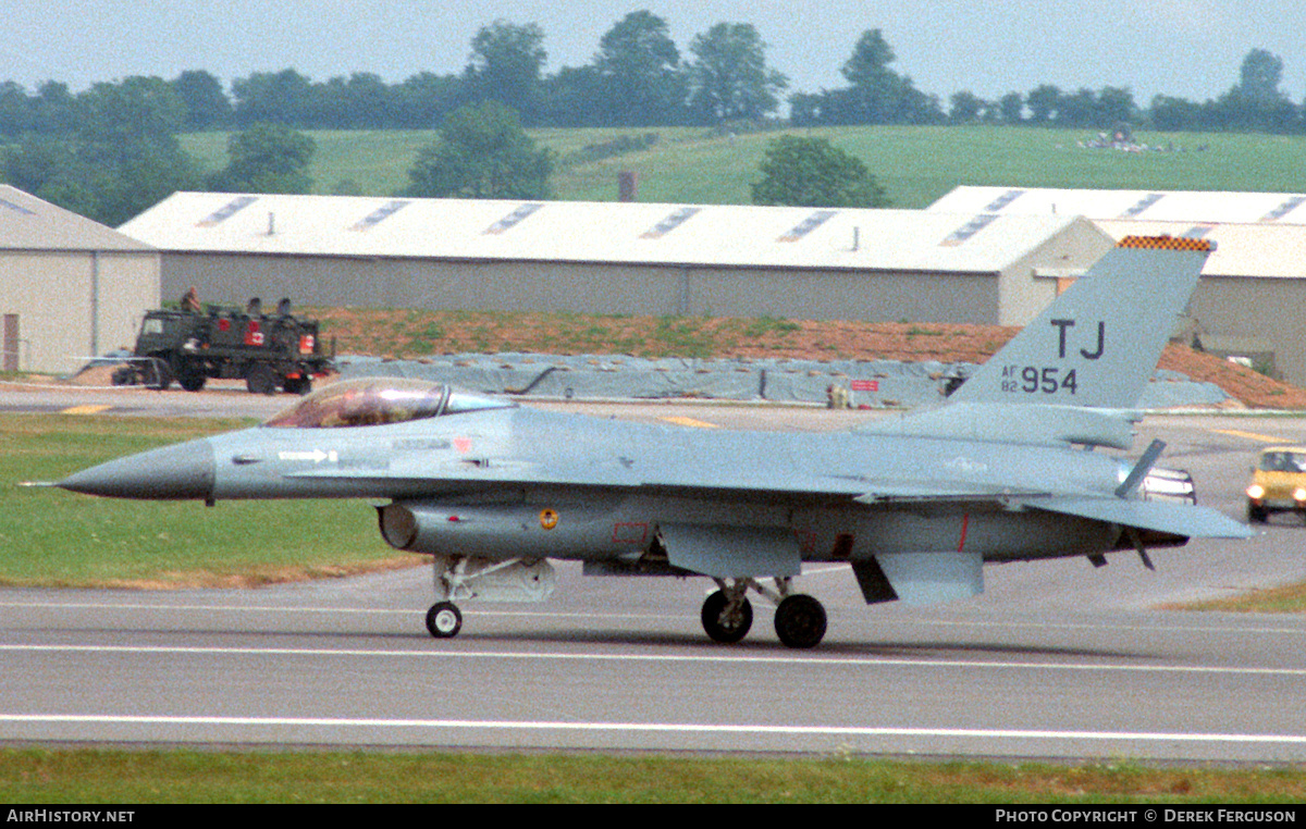 Aircraft Photo of 82-0954 / AF82-954 | General Dynamics F-16A Fighting Falcon | USA - Air Force | AirHistory.net #619613