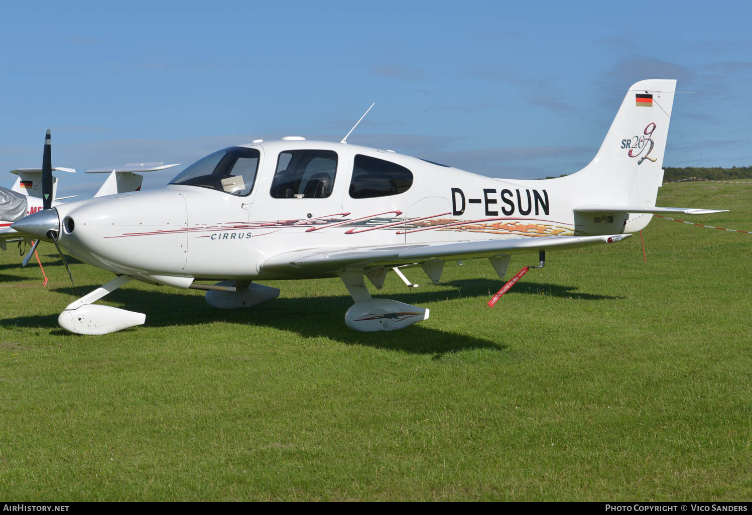 Aircraft Photo of D-ESUN | Cirrus SR-20 G2 | AirHistory.net #619622