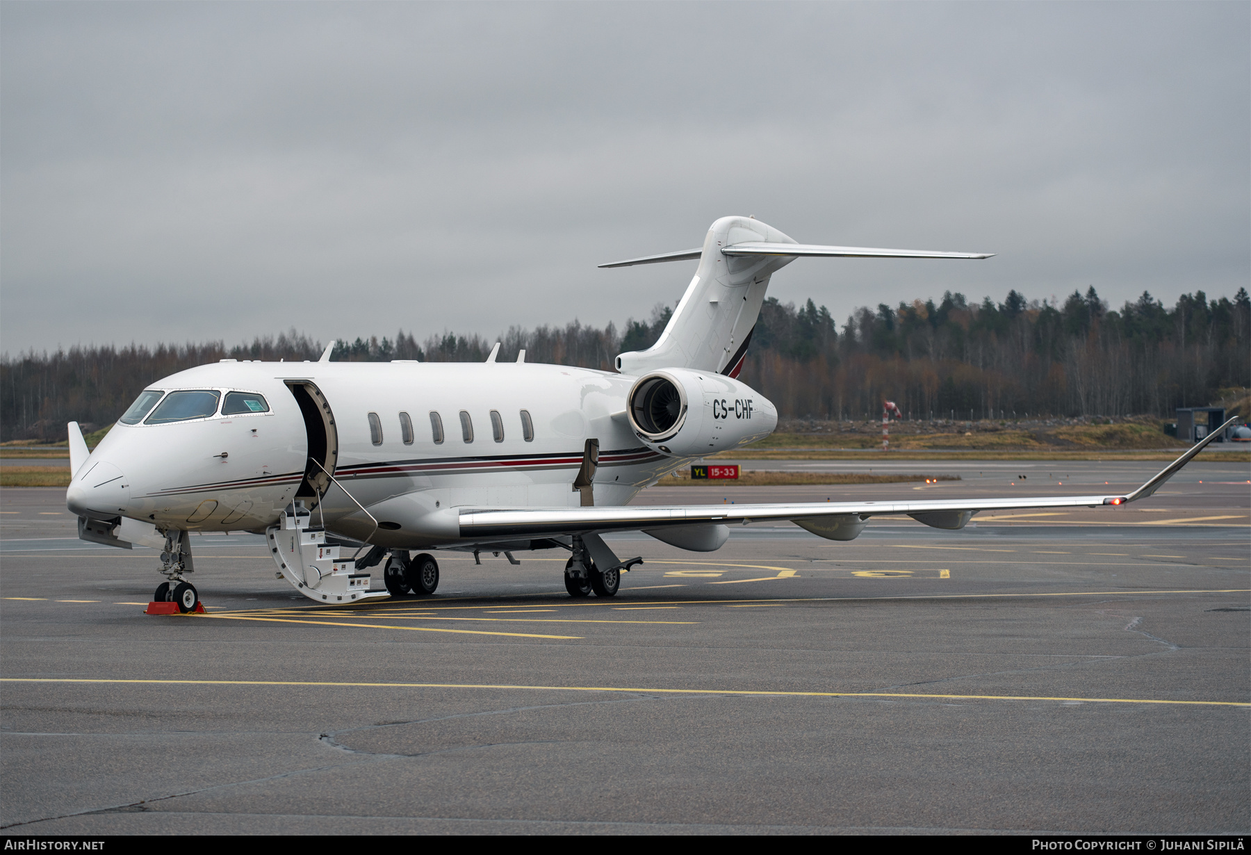 Aircraft Photo of CS-CHF | Bombardier Challenger 350 (BD-100-1A10) | AirHistory.net #619758