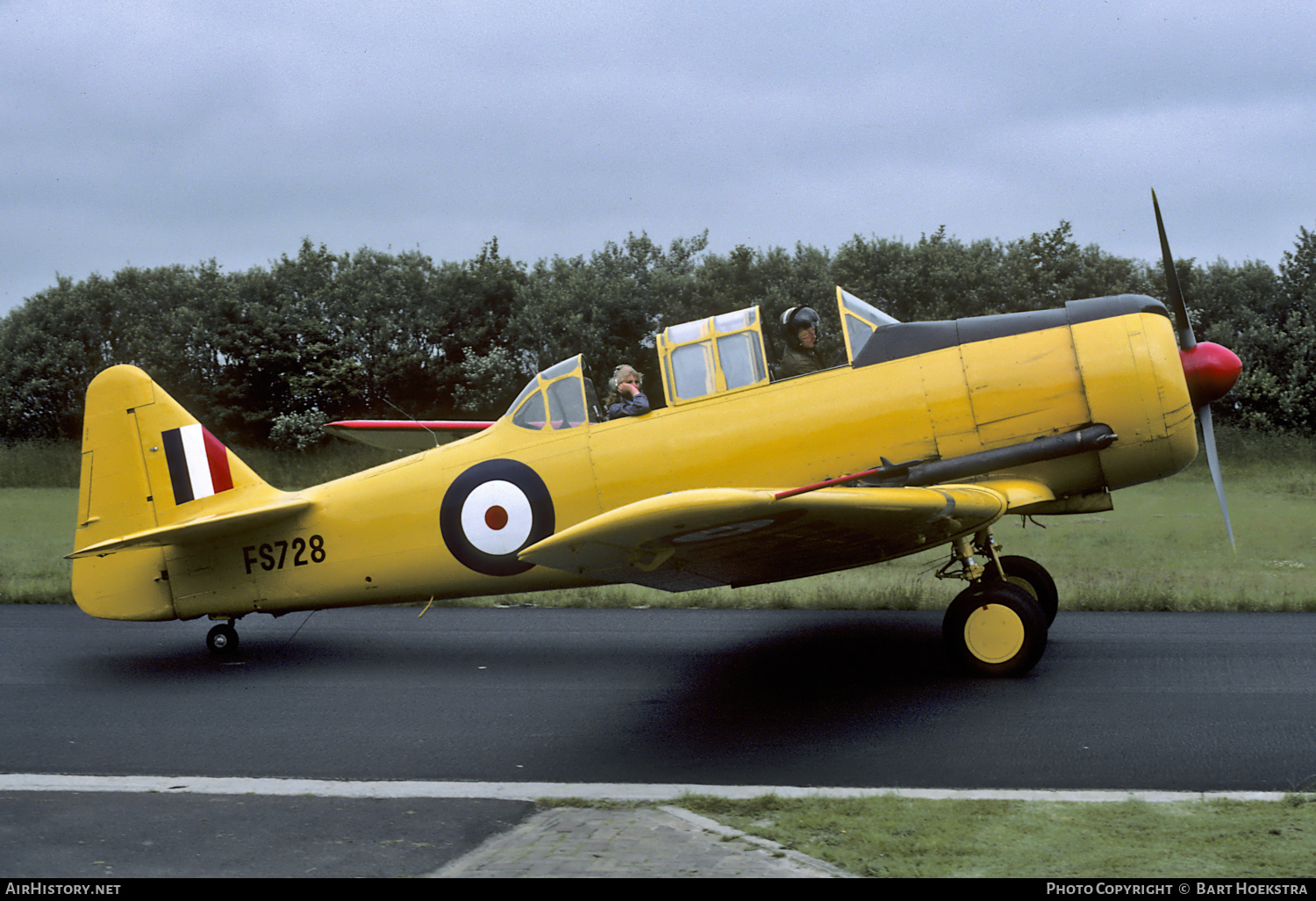 Aircraft Photo of G-BAFM / FS728 | North American AT-16 Harvard IIB | UK - Air Force | AirHistory.net #619774