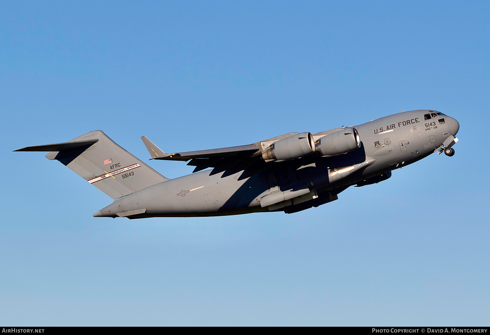 Aircraft Photo of 05-5143 / 55143 | Boeing C-17A Globemaster III | USA - Air Force | AirHistory.net #619827