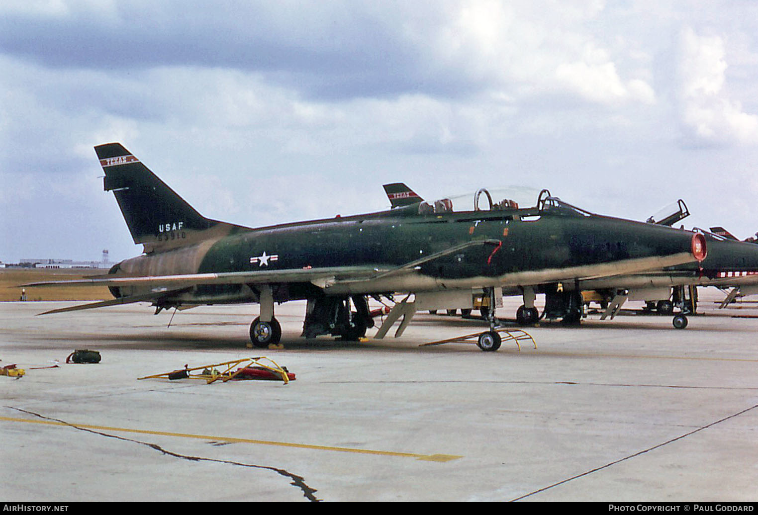 Aircraft Photo of 56-3910 / 63910 | North American F-100F Super Sabre | USA - Air Force | AirHistory.net #619829