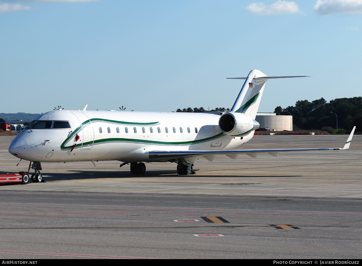 Aircraft Photo of D-AJOY | Bombardier Challenger 850 (CRJ-200SE/CL-600-2B19) | AirHistory.net #619857