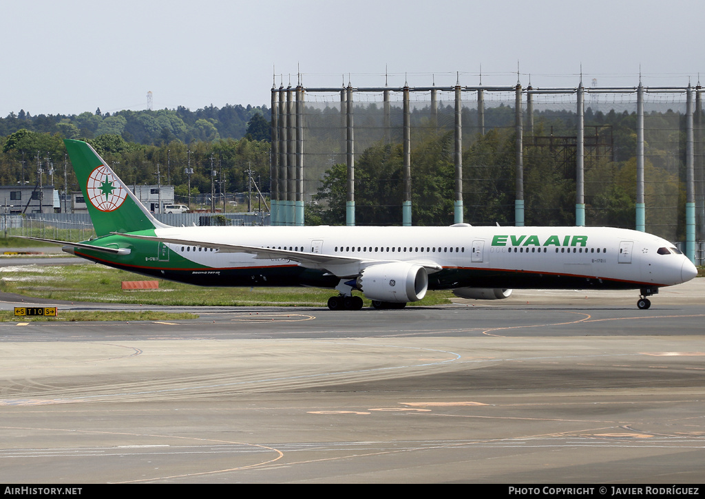 Aircraft Photo of B-17811 | Boeing 787-10 Dreamliner | EVA Air | AirHistory.net #619860