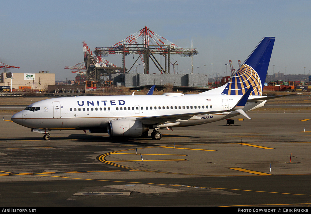 Aircraft Photo of N17730 | Boeing 737-724 | United Airlines | AirHistory.net #619960