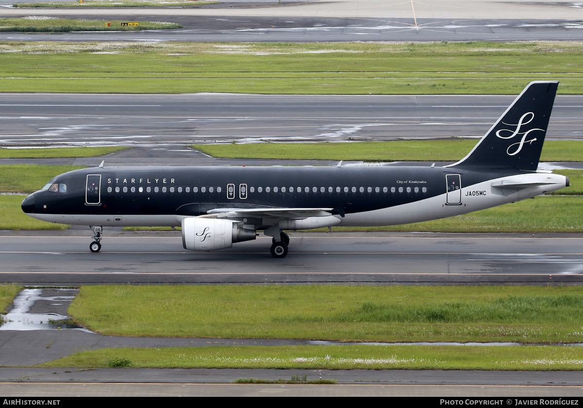 Aircraft Photo of JA05MC | Airbus A320-214 | StarFlyer | AirHistory.net #619989