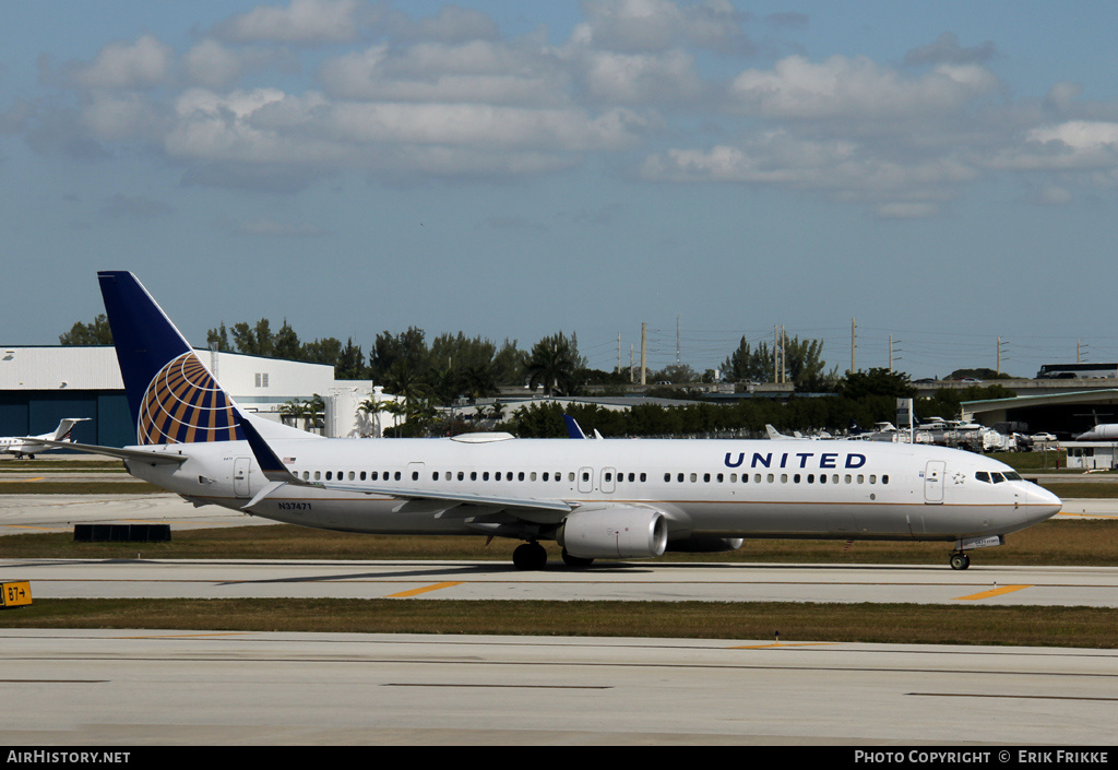 Aircraft Photo of N37471 | Boeing 737-924/ER | AirHistory.net #620008