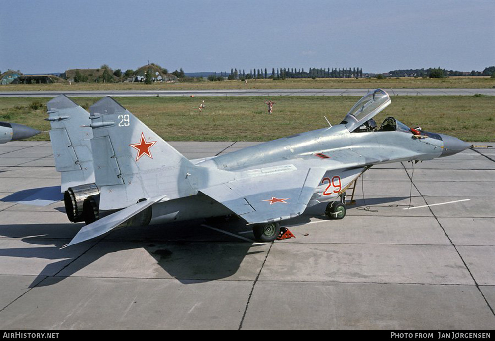 Aircraft Photo of 29 red | Mikoyan-Gurevich MiG-29 | Russia - Air Force | AirHistory.net #620041