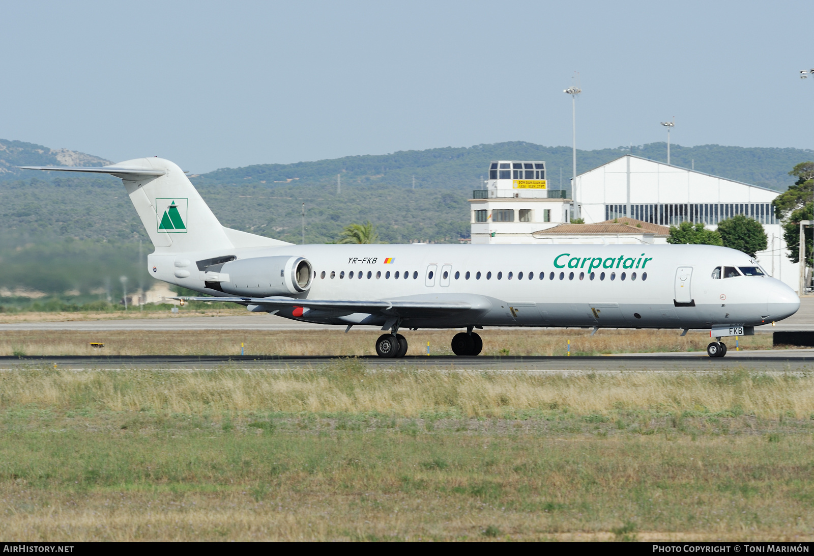 Aircraft Photo of YR-FKB | Fokker 100 (F28-0100) | Carpatair | AirHistory.net #620115