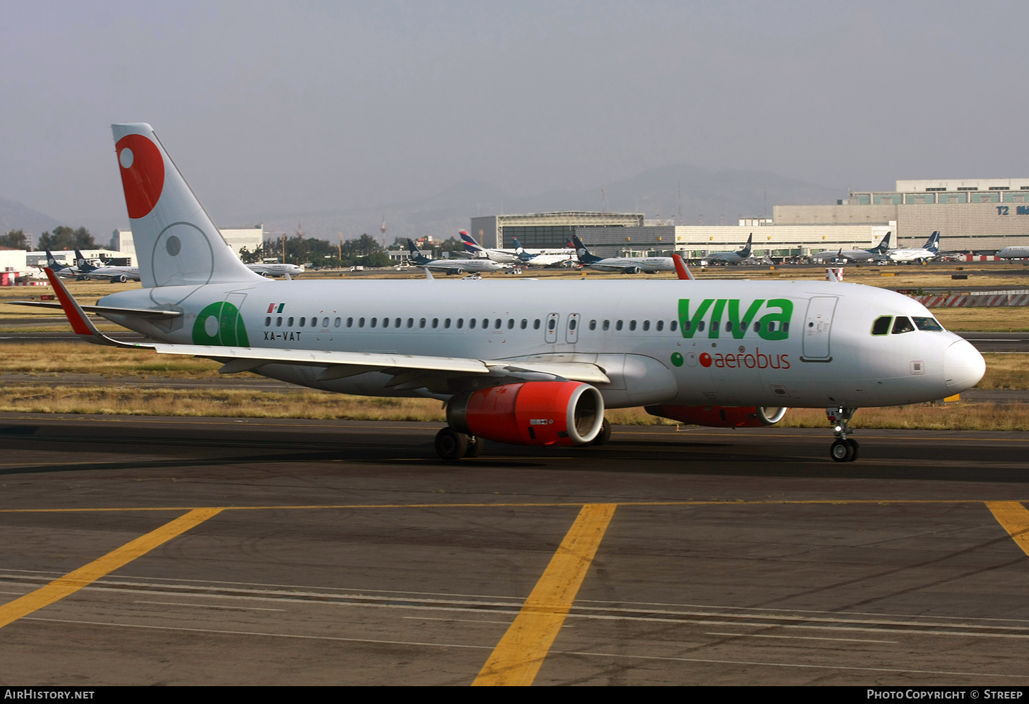 Aircraft Photo of XA-VAT | Airbus A320-232 | Viva Aerobús | AirHistory.net #620161
