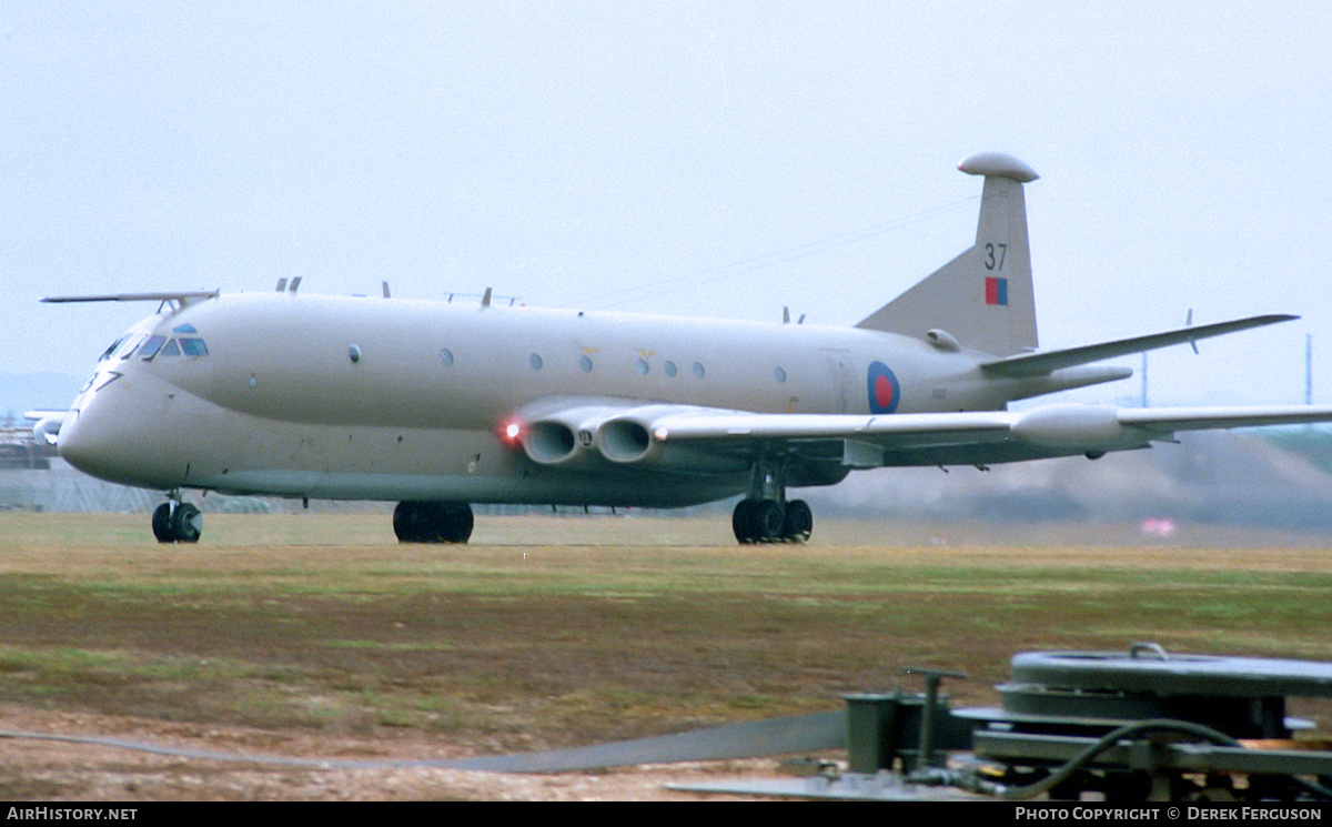 Aircraft Photo of XV237 | Hawker Siddeley HS-801 Nimrod MR.2P | UK - Air Force | AirHistory.net #620222