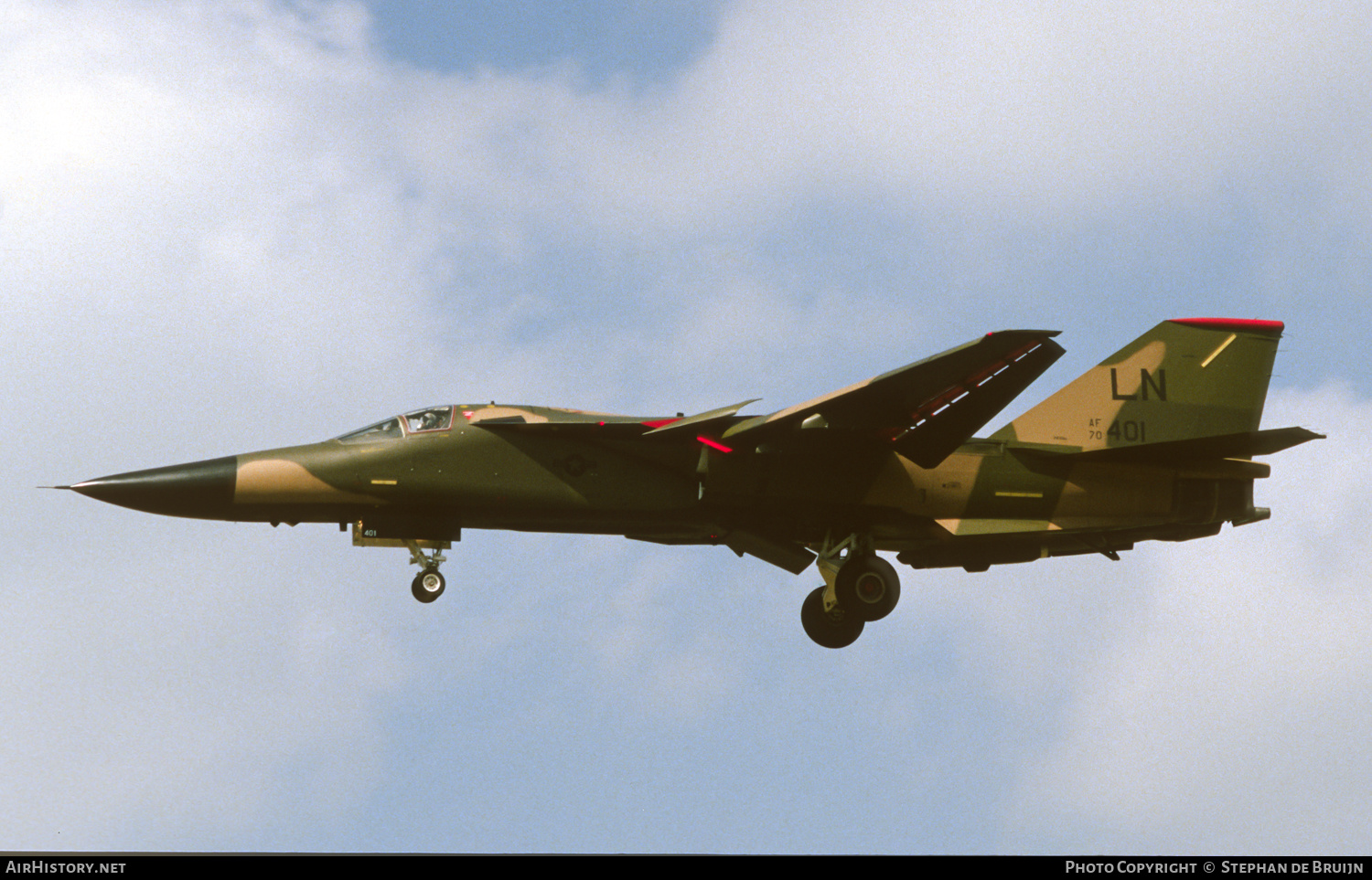 Aircraft Photo of 70-2401 / AF70-401 | General Dynamics F-111F Aardvark | USA - Air Force | AirHistory.net #620254