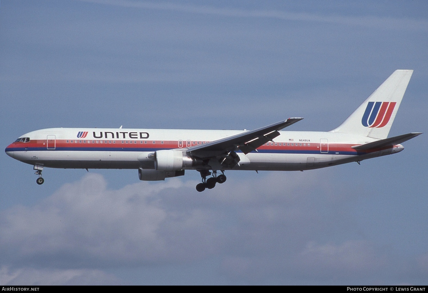 Aircraft Photo of N648UA | Boeing 767-322/ER | United Airlines | AirHistory.net #620288