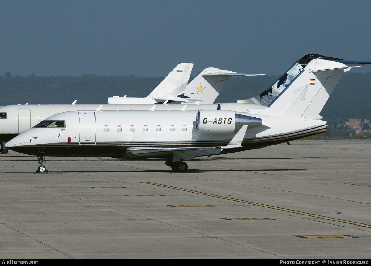 Aircraft Photo of D-ASTS | Bombardier Challenger 604 (CL-600-2B16) | AirHistory.net #620337