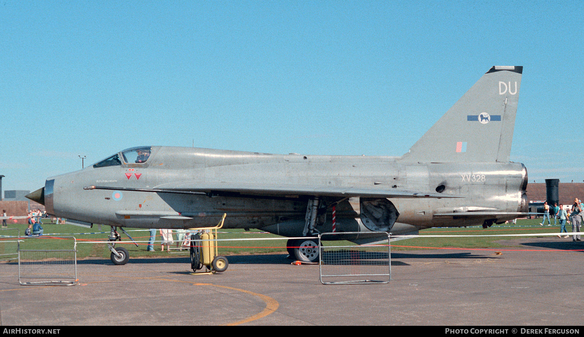 Aircraft Photo of XV328 | English Electric Lightning T5 | UK - Air Force | AirHistory.net #620346