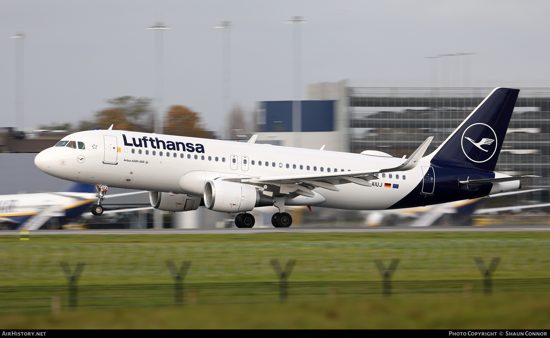 Aircraft Photo of D-AIUJ | Airbus A320-214 | Lufthansa | AirHistory.net #620434