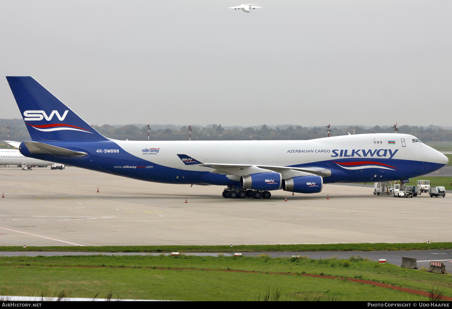 Aircraft Photo of 4K-SW888 | Boeing 747-4R7F/SCD | SilkWay Azerbaijan Cargo | AirHistory.net #620473