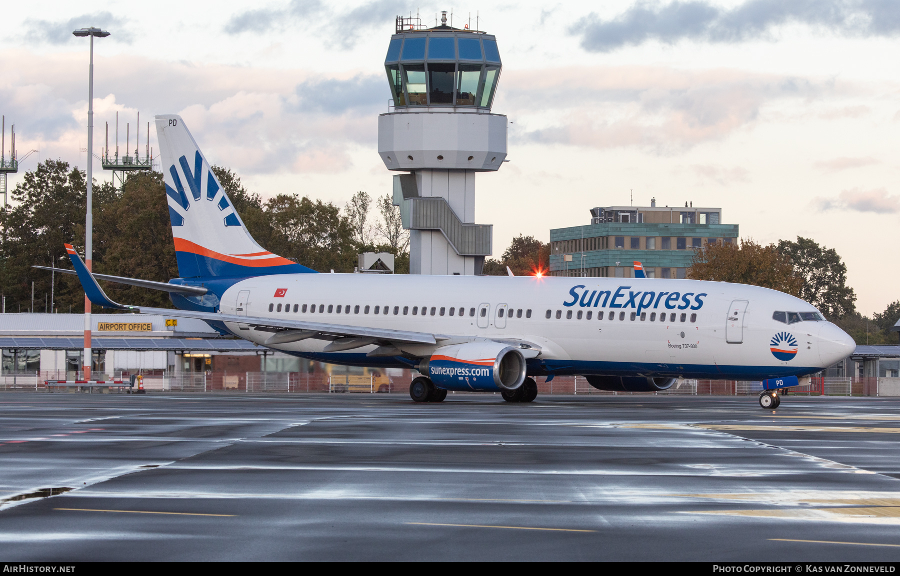 Aircraft Photo of TC-SPD | Boeing 737-8AS | SunExpress | AirHistory.net #620491