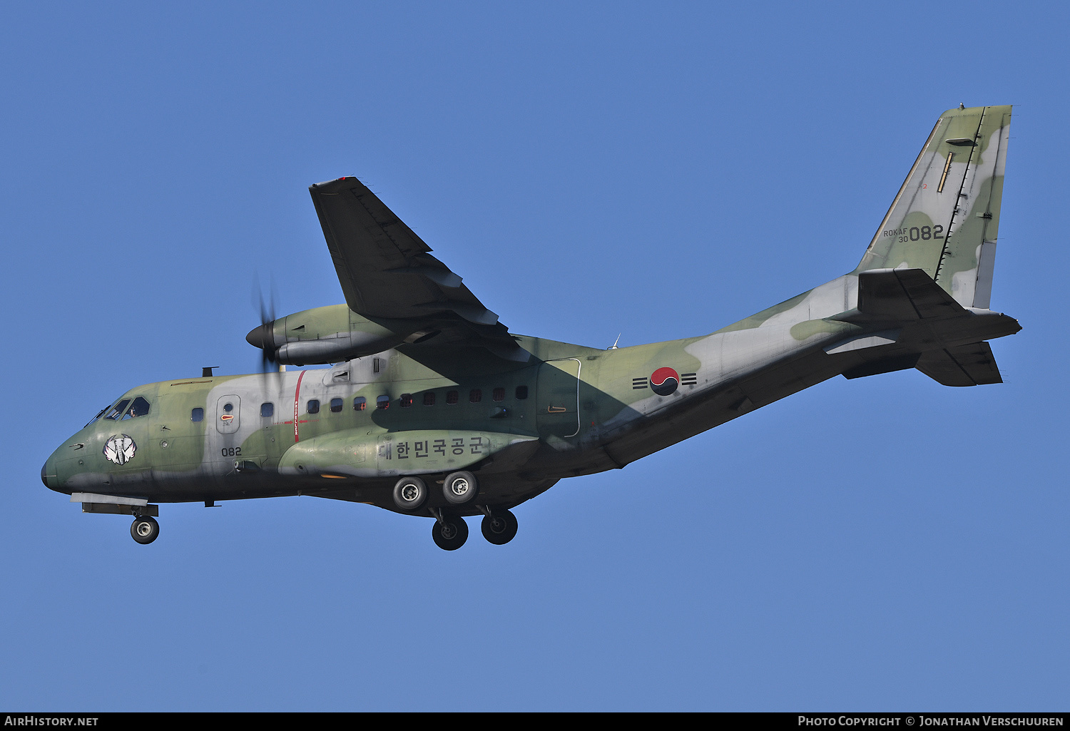 Aircraft Photo of 30-082 | CASA/IPTN CN235-100 | South Korea - Air Force | AirHistory.net #620511