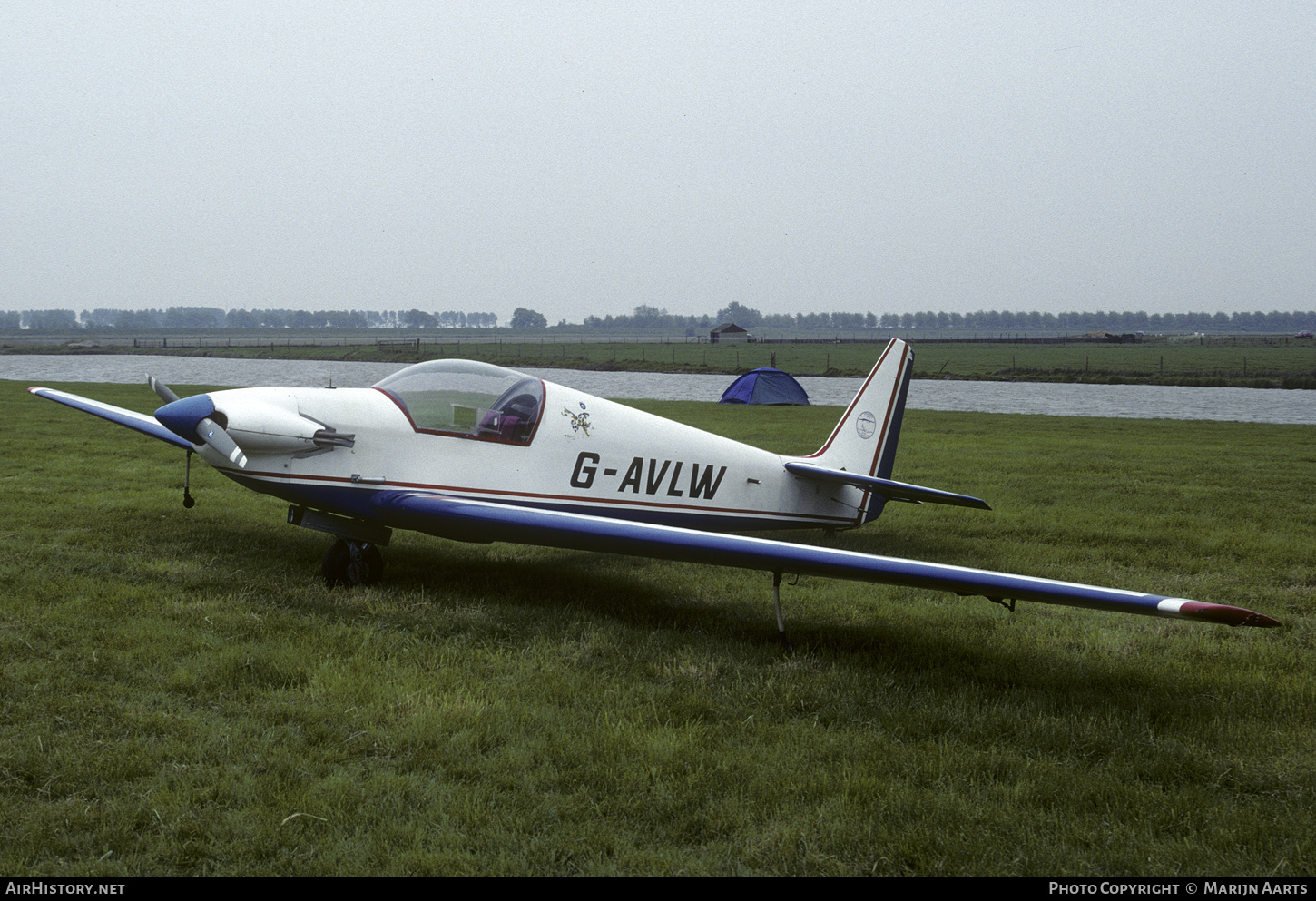 Aircraft Photo of G-AVLW | Sportavia-Pützer Fournier RF-4D | AirHistory.net #620567