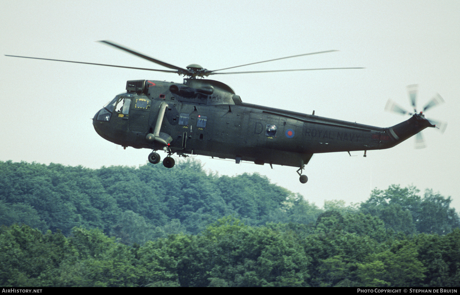 Aircraft Photo of ZE425 | Westland WS-61 Sea King HC4 | UK - Navy | AirHistory.net #620770