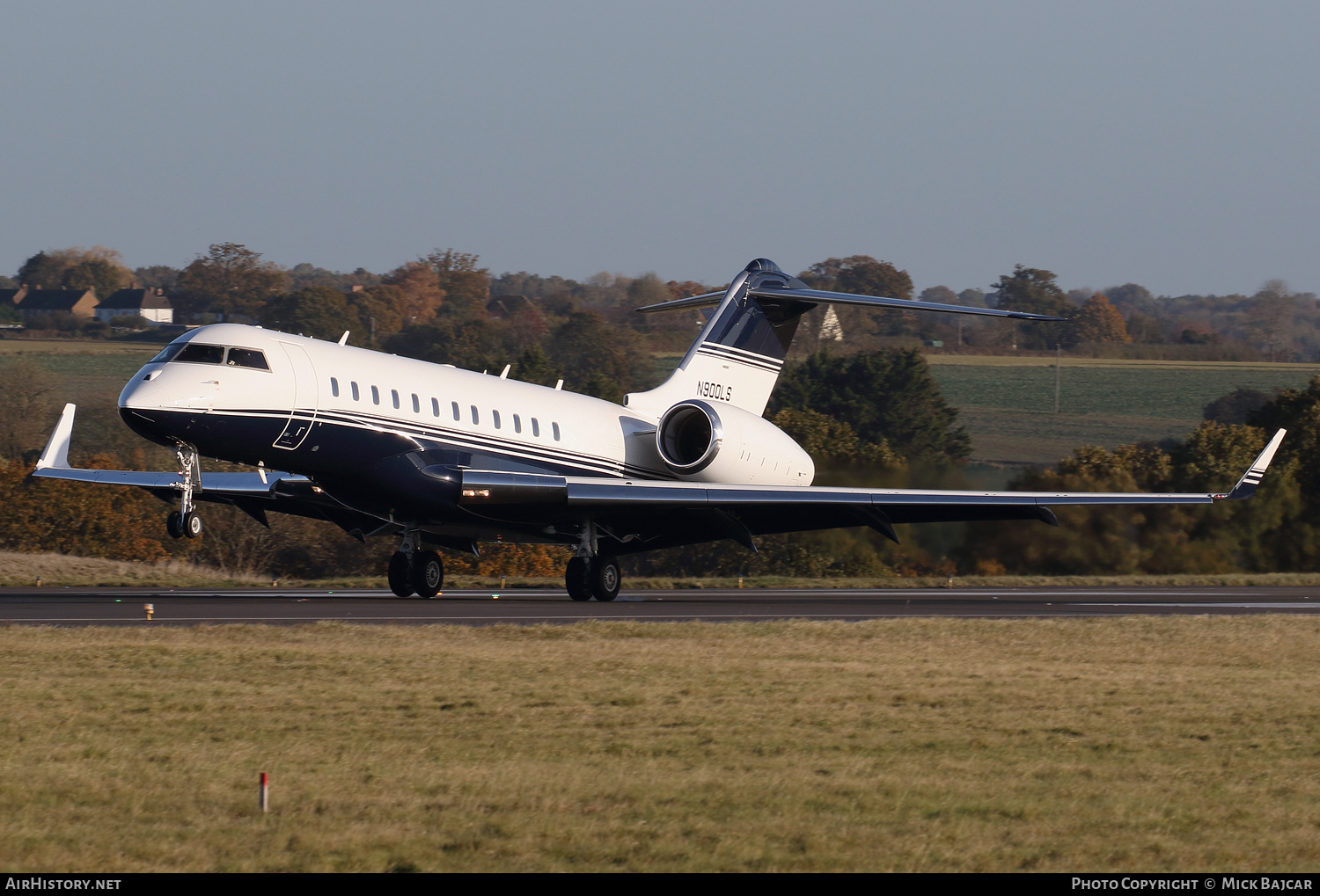 Aircraft Photo of N900LS | Bombardier Global 6000 (BD-700-1A10) | AirHistory.net #620773