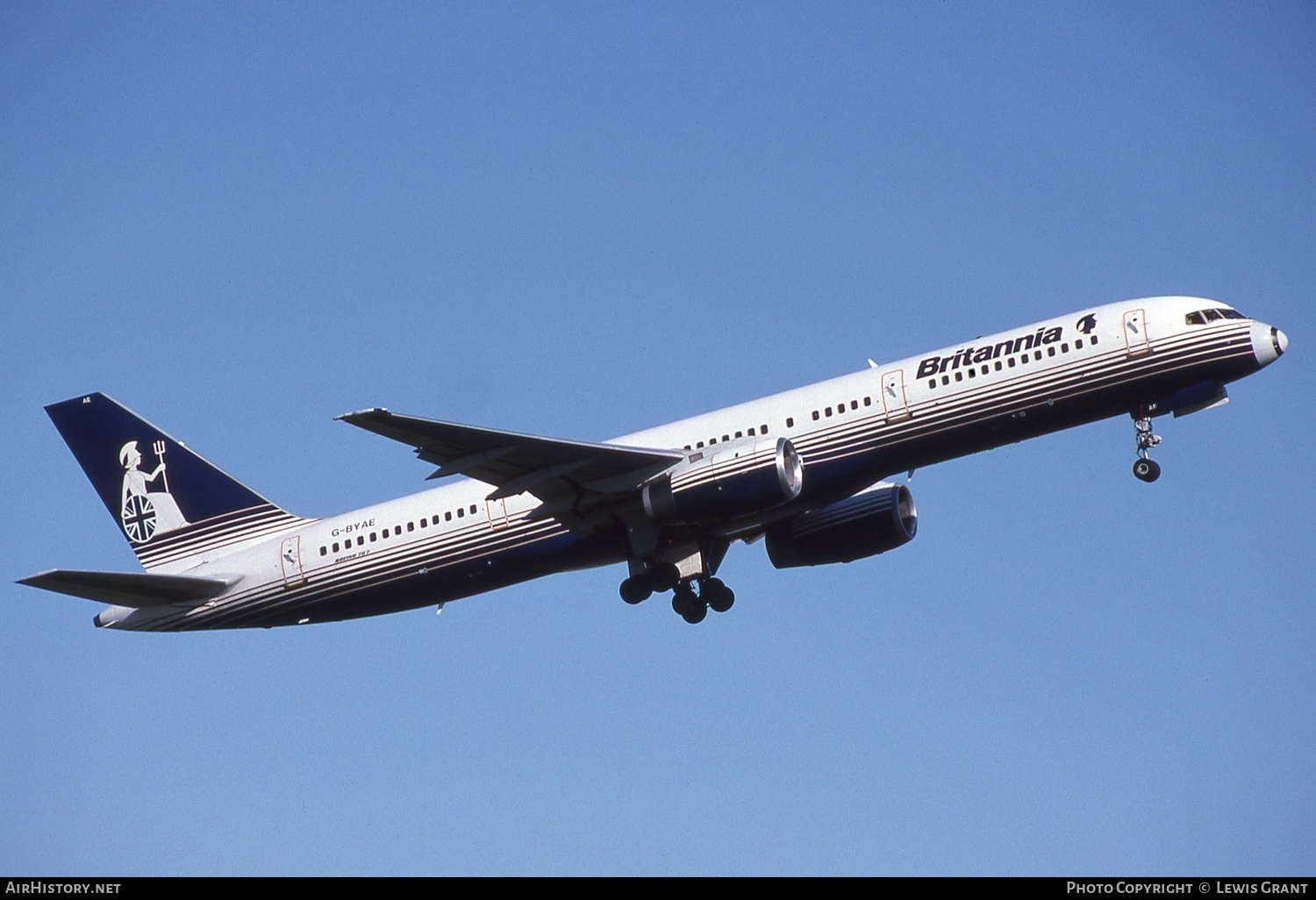 Aircraft Photo of G-BYAE | Boeing 757-204 | Britannia Airways | AirHistory.net #620946