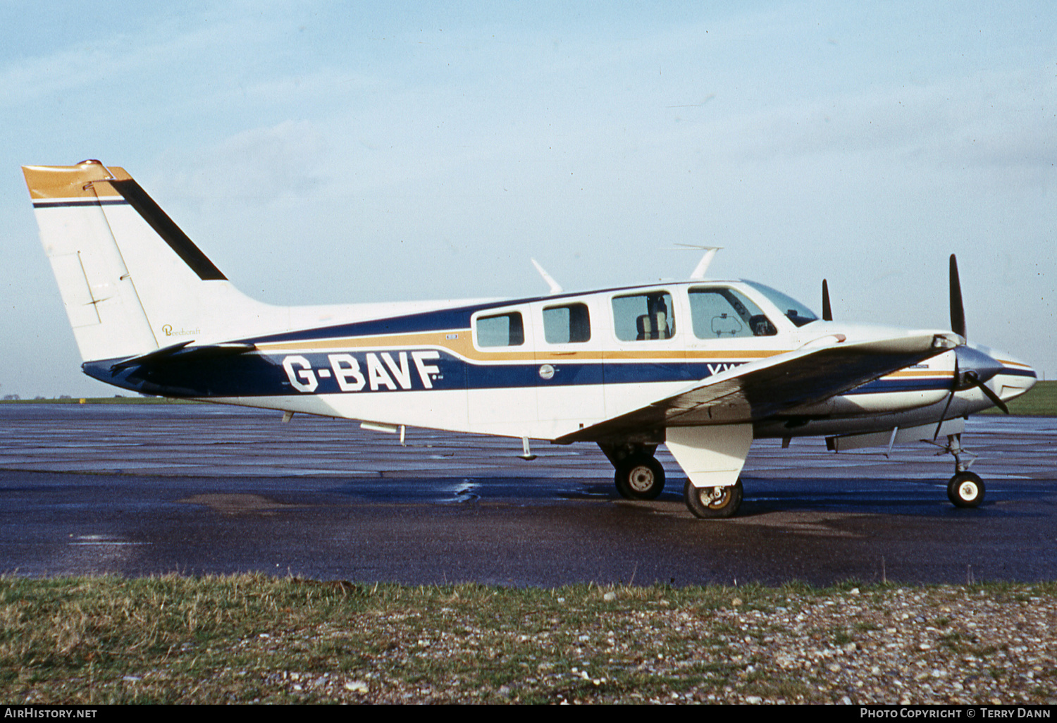 Aircraft Photo of G-BAVF | Beech 58 Baron | VW Group of Companies | AirHistory.net #620988