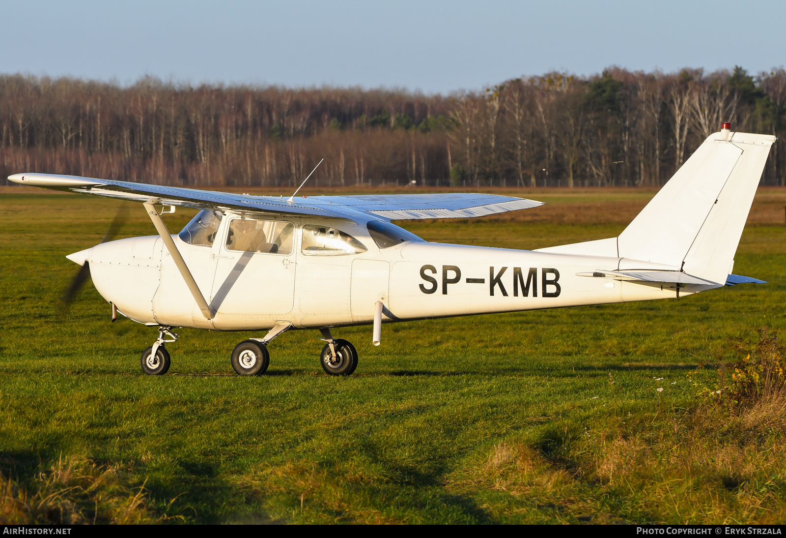 Aircraft Photo of SP-KMB | Reims F172G | AirHistory.net #621118