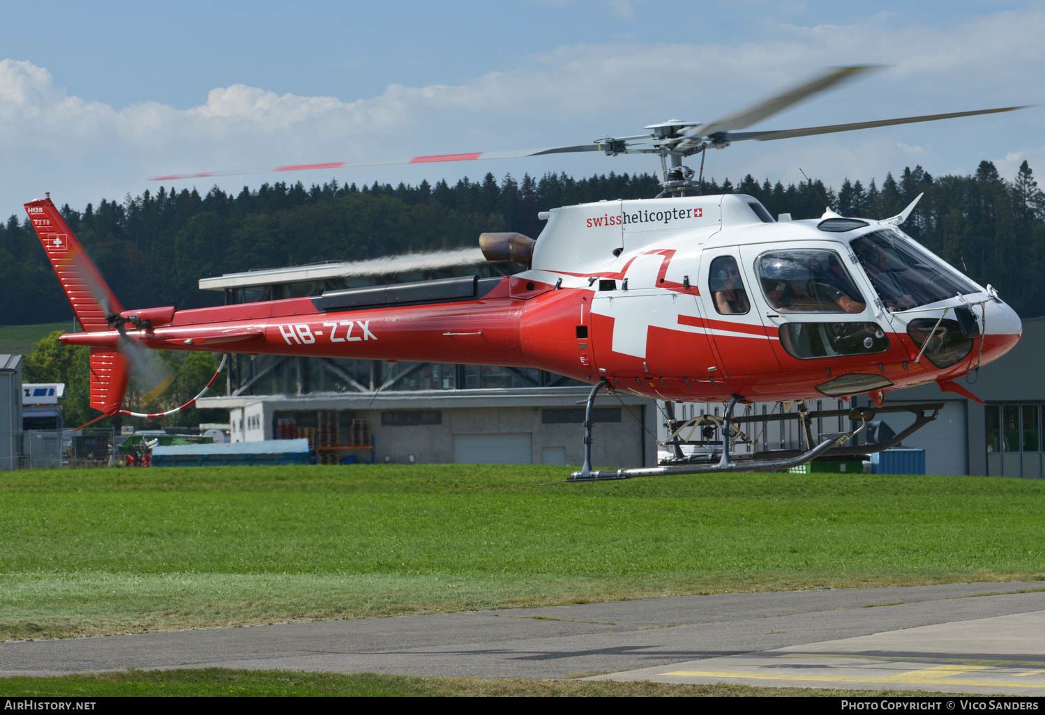 Aircraft Photo of HB-ZZX | Airbus Helicopter AS-350B-3 Ecureuil | Swiss Helicopter | AirHistory.net #621200