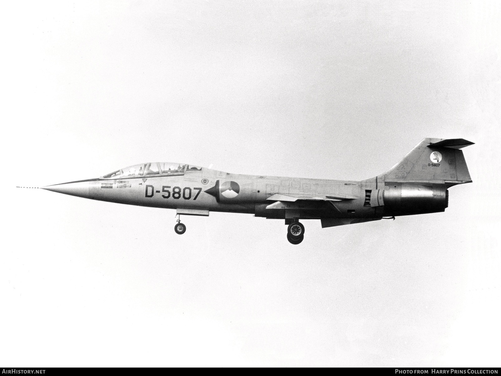 Aircraft Photo of D-5807 | Lockheed TF-104G Starfighter | Netherlands - Air Force | AirHistory.net #621218