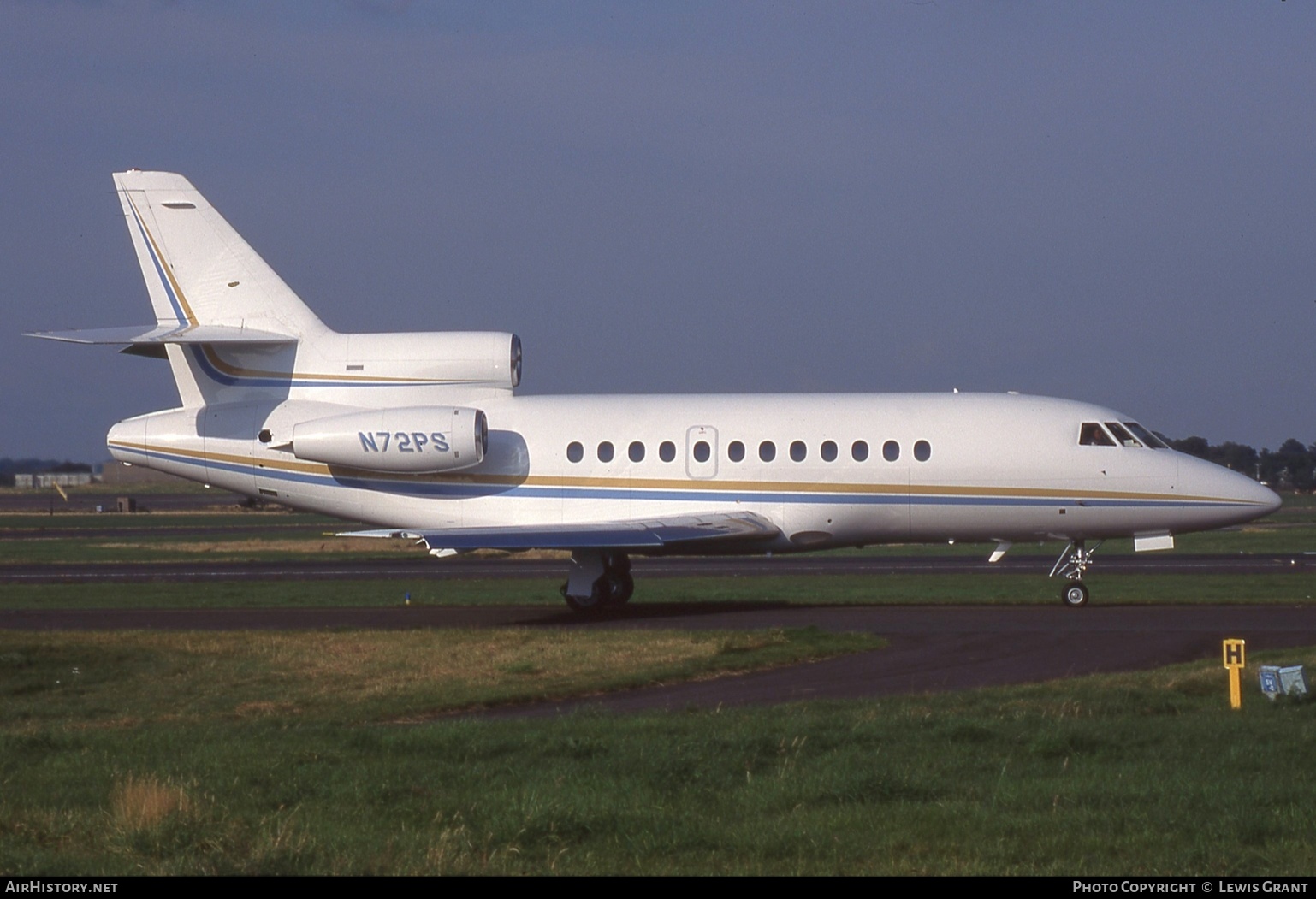 Aircraft Photo of N72PS | Dassault Falcon 900 | AirHistory.net #621326