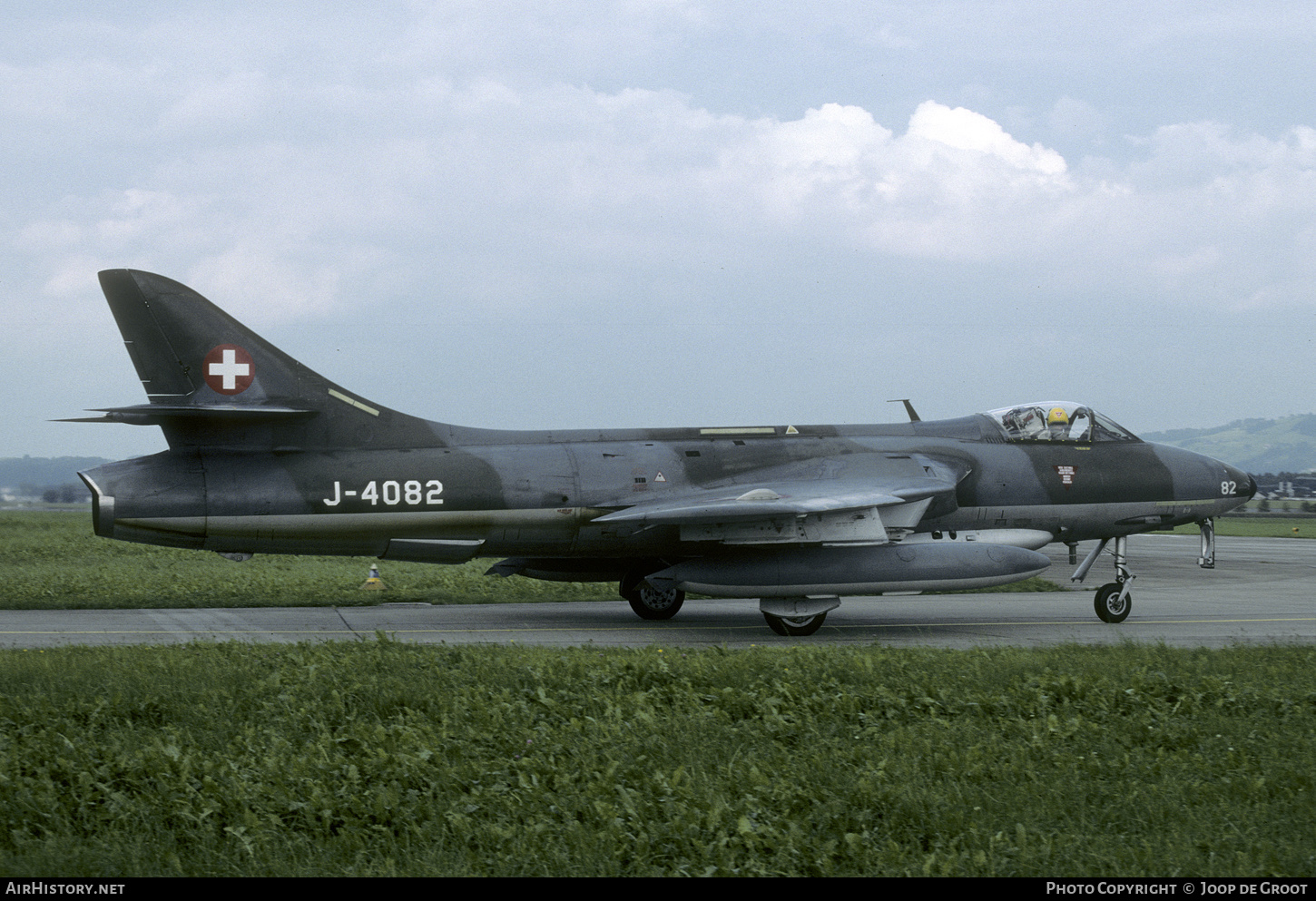 Aircraft Photo of J-4082 | Hawker Hunter F58 | Switzerland - Air Force | AirHistory.net #621350