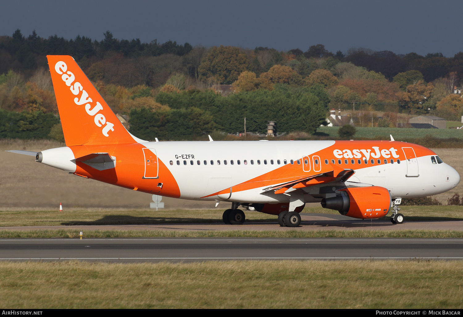 Aircraft Photo of G-EZFR | Airbus A319-111 | EasyJet | AirHistory.net #621353