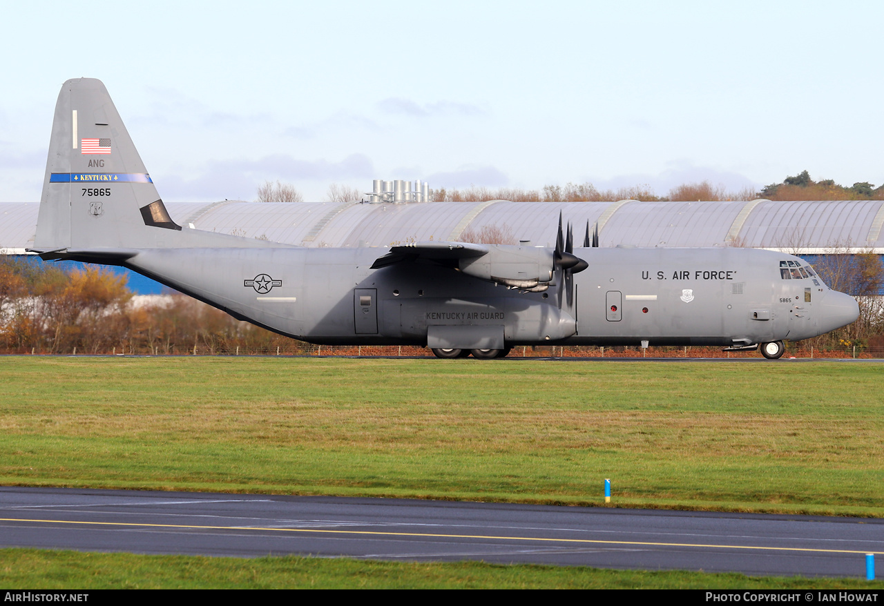 Aircraft Photo of 17-5865 / 75865 | Lockheed Martin C-130J-30 Hercules | USA - Air Force | AirHistory.net #621377