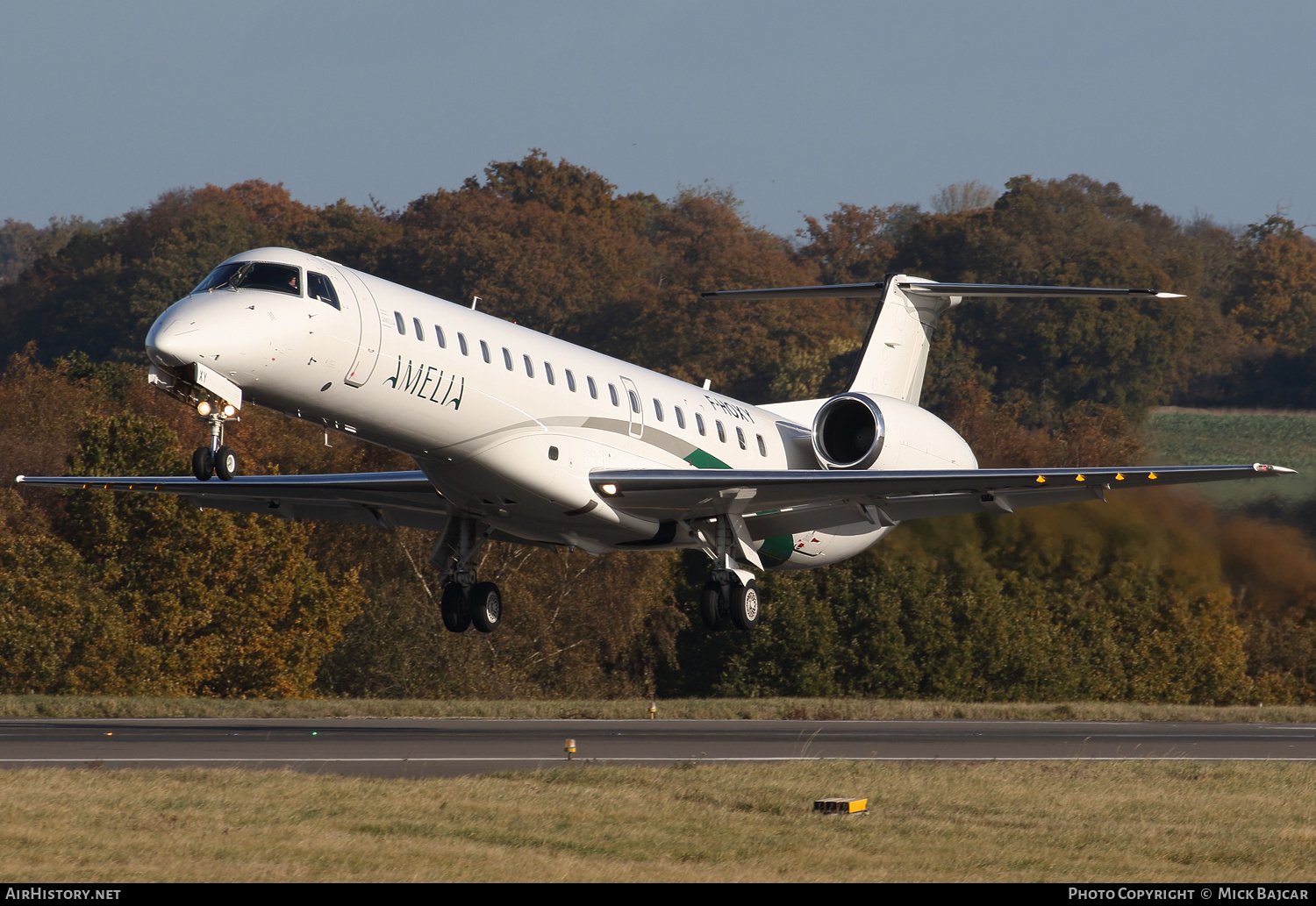 Aircraft Photo of F-HOXY | Embraer ERJ-145LR (EMB-145LR) | Amelia | AirHistory.net #621386