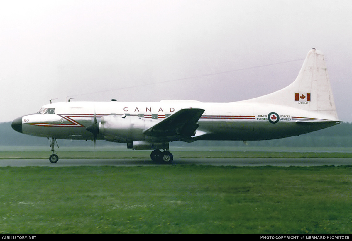Aircraft Photo of 109160 | Canadair CC-109 Cosmopolitan | Canada - Air Force | AirHistory.net #621591
