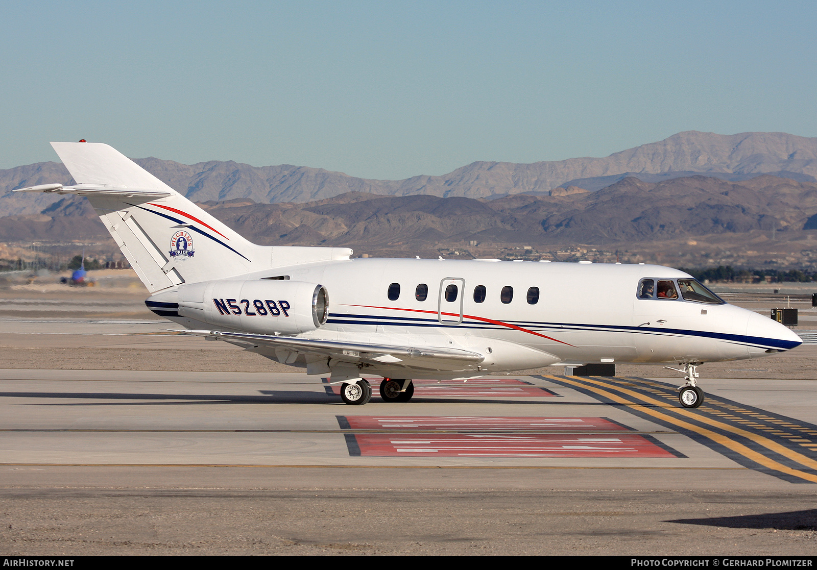 Aircraft Photo of N528BP | Raytheon Hawker 800XP | Pilgrim's Pride | AirHistory.net #621593