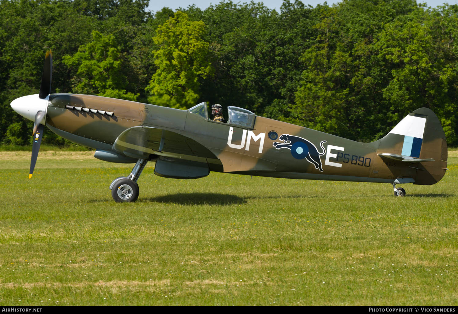 Aircraft Photo of F-AZJS / PS890 | Supermarine 389 Spitfire PR19 | UK - Air Force | AirHistory.net #621706