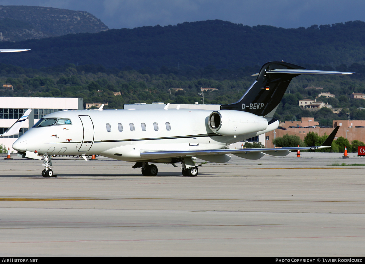 Aircraft Photo of D-BEKP | Bombardier Challenger 300 (BD-100-1A10) | AirHistory.net #621727