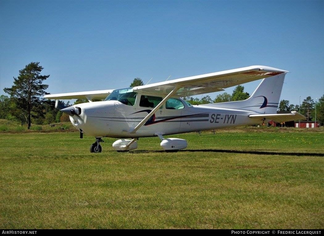 Aircraft Photo of SE-IYN | Cessna 172N Skyhawk II | AirHistory.net #621762