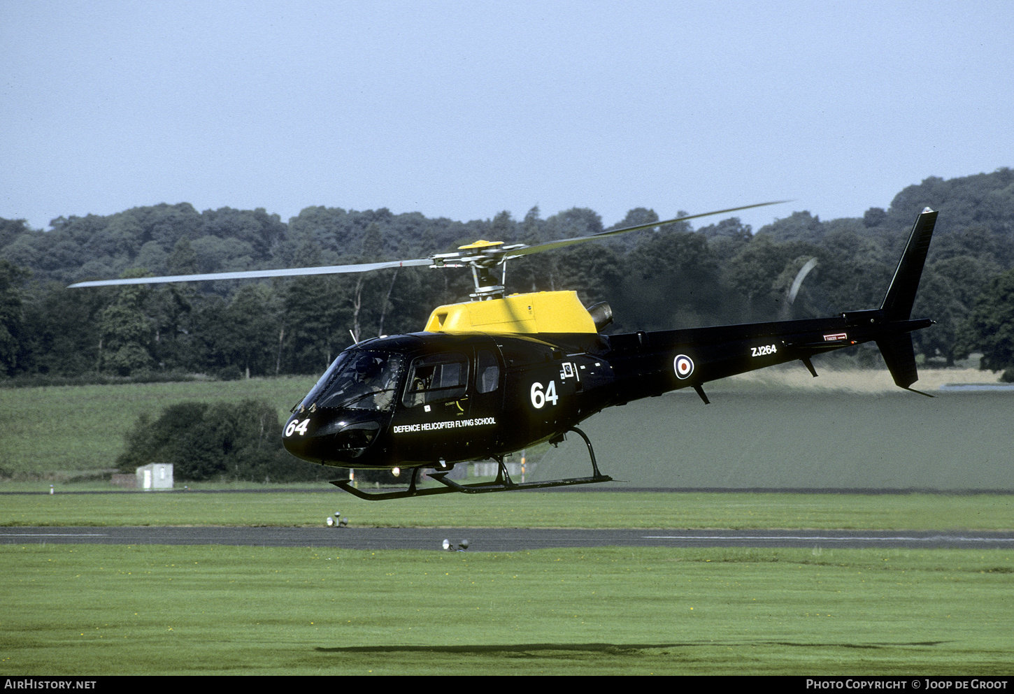 Aircraft Photo of ZJ264 | Eurocopter AS-350BB Squirrel HT1 | UK - Air Force | AirHistory.net #621796