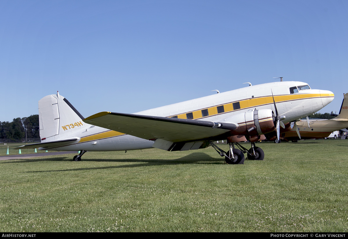 Aircraft Photo of N734H | Douglas DC-3(C) | AirHistory.net #621813