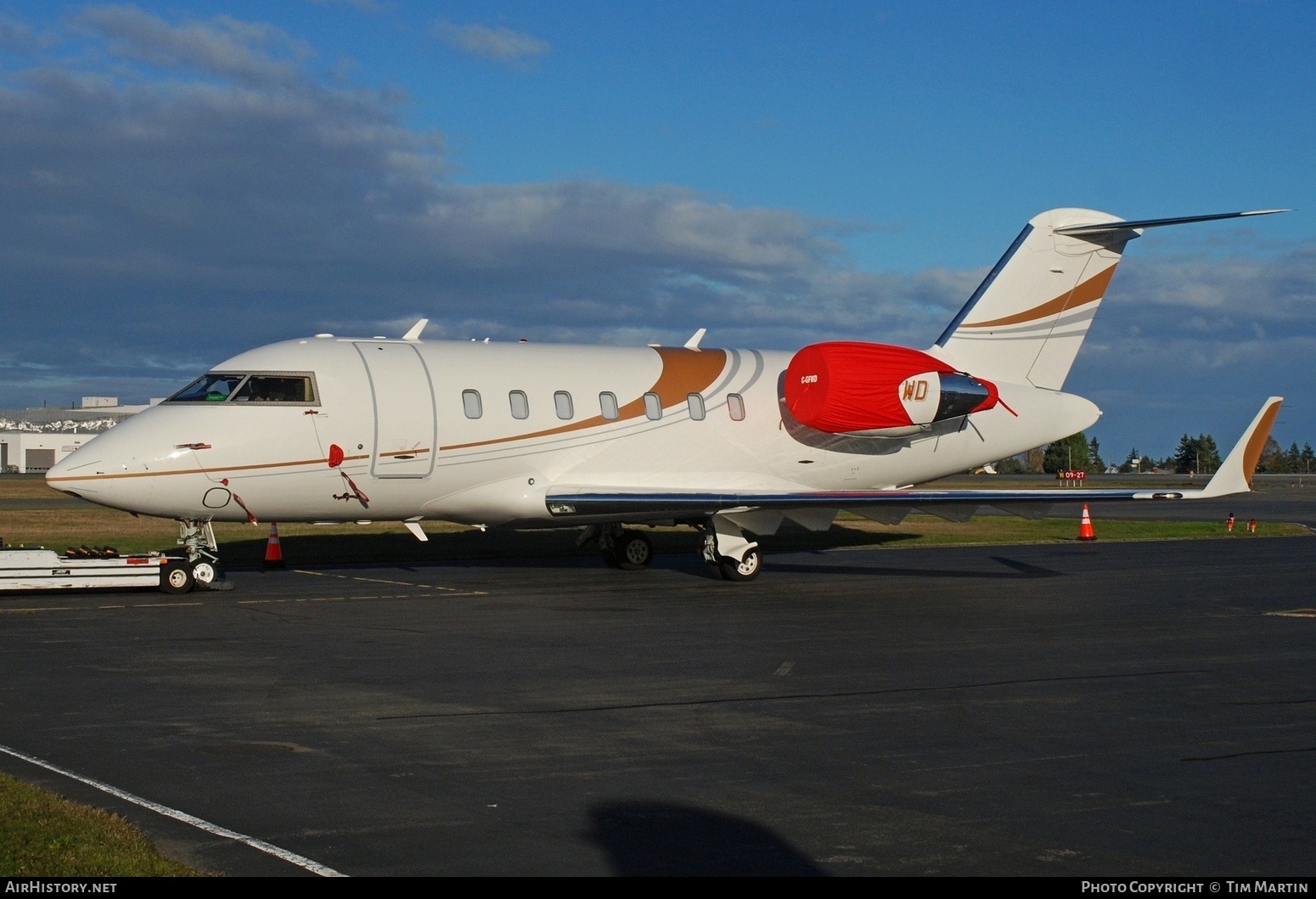 Aircraft Photo of C-GFWD | Bombardier Challenger 605 (CL-600-2B16) | AirHistory.net #621902
