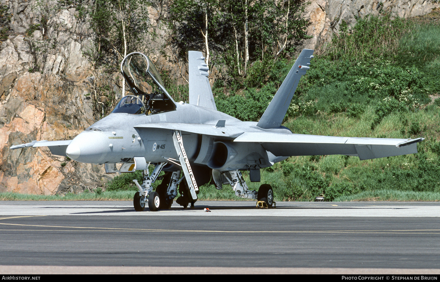 Aircraft Photo of HN-405 | McDonnell Douglas F/A-18C Hornet | Finland - Air Force | AirHistory.net #621991