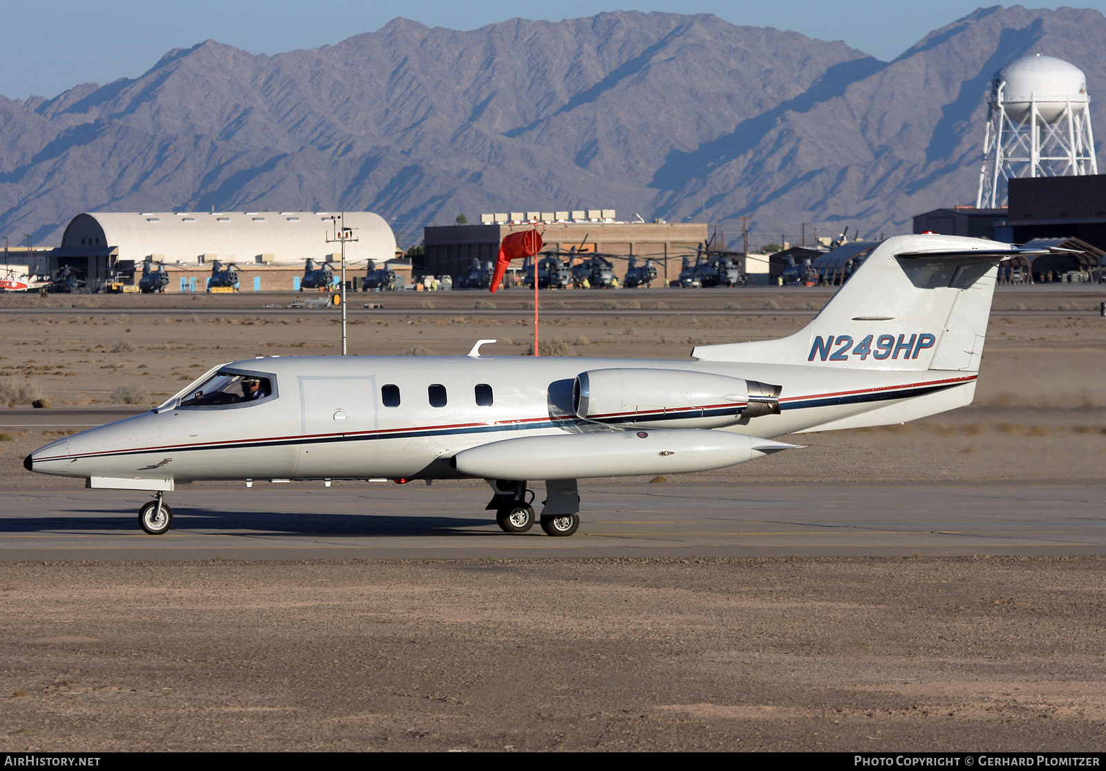 Aircraft Photo of N249HP | Gates Learjet 24D | AirHistory.net #622010