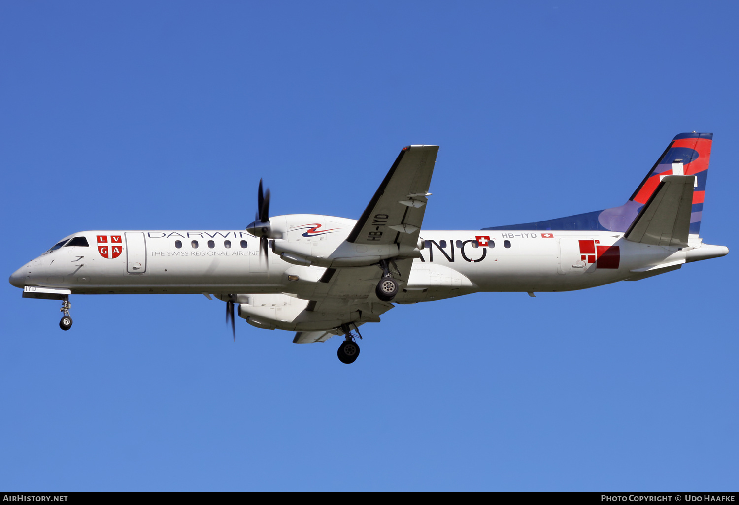 Aircraft Photo of HB-IYD | Saab 2000 | Darwin Airline | AirHistory.net #622030