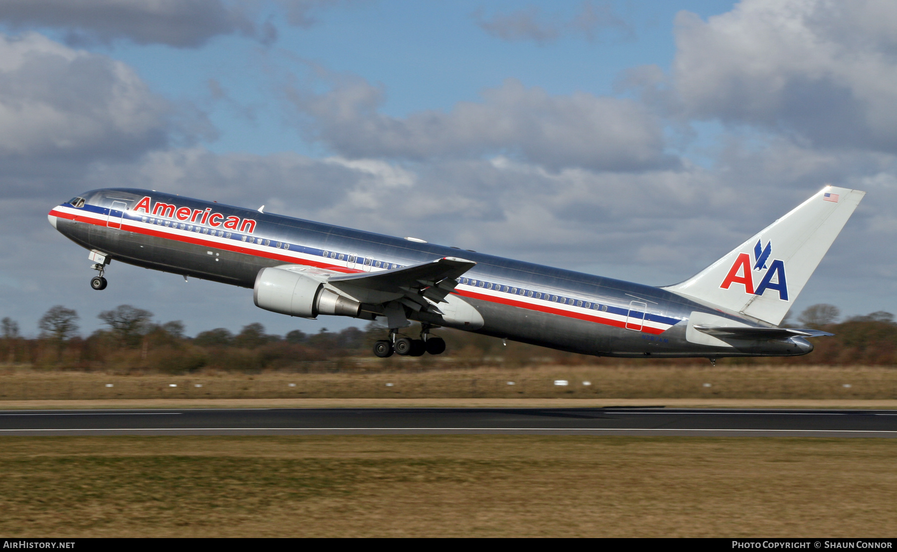 Aircraft Photo of N387AM | Boeing 767-323/ER | American Airlines | AirHistory.net #622036