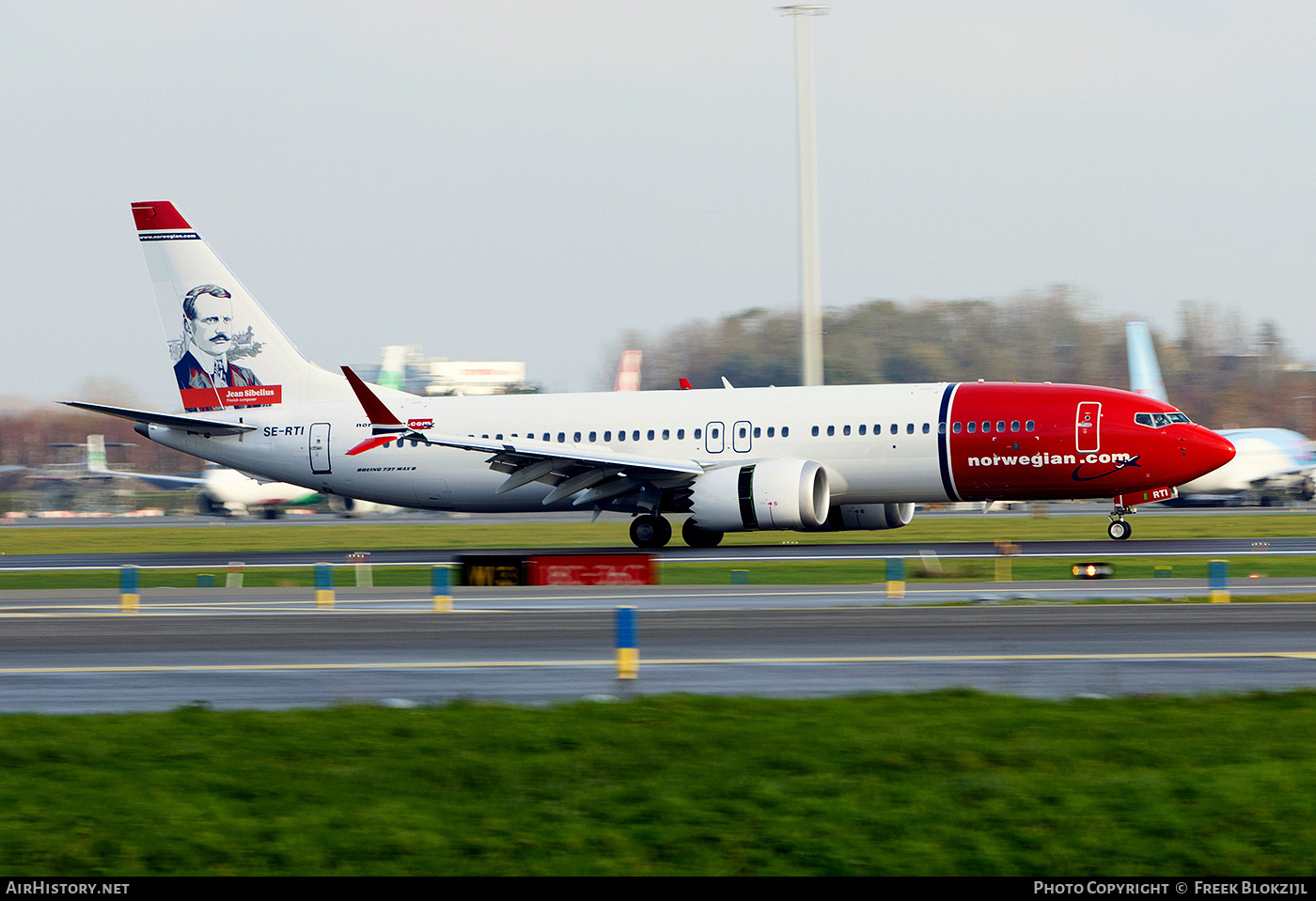 Aircraft Photo of SE-RTI | Boeing 737-8 Max 8 | Norwegian | AirHistory.net #622039